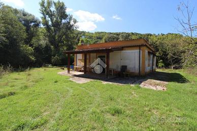 CASA INDIPENDENTE A MONTELEONE SABINO