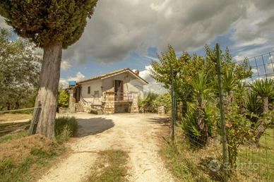 CASA INDIPENDENTE A PALOMBARA SABINA