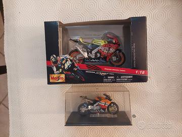 Modellini moto Honda 2002 e 2003 Valentino Rossi