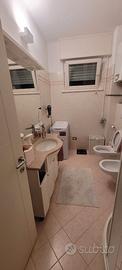 Mobile bagno + specchio + lavabo