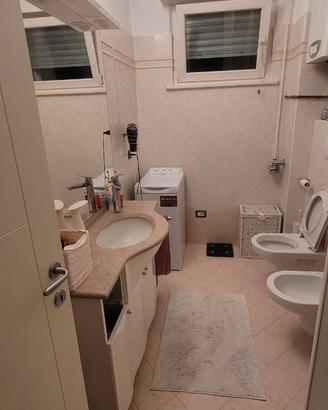 Mobile bagno + specchio + lavabo