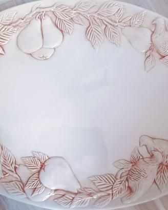 Piatto in ceramica decorato a mano