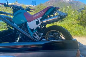 Honda Dominetor