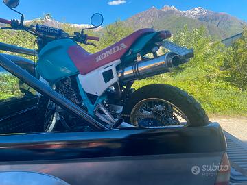 Honda Dominetor