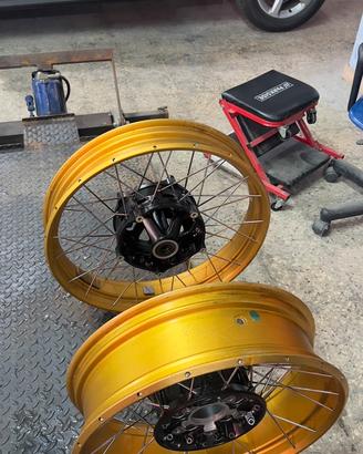 Cerchi oro bmw 1200/1250