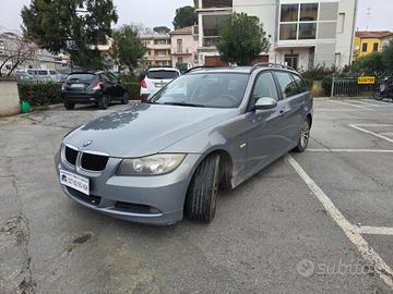 BMW 320 d Touring Attiva