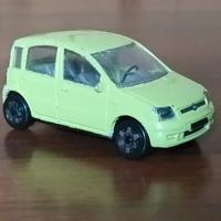 Fiat Panda verde die-cast Burago 1/43