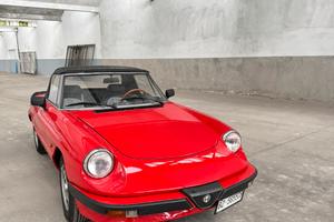 Alfa Romeo Duetto Spider 2000