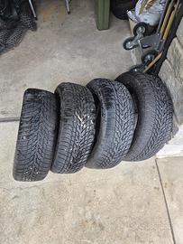 Gomme invernali nokian 195/55/16