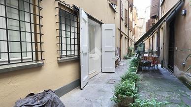 2 LOCALI A REGGIO NELL'EMILIA