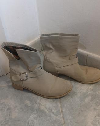stivaletto donna beige