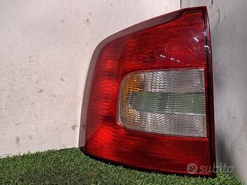 STOP FANALE POSTERIORE SINISTRO SKODA Octavia S. W