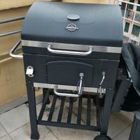 Barbecue - Grill Jamestown a carbonella 