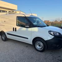 Fiat doblò 1.6 105 cv mjt 2022 65000 km !!!