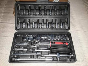 set chiavi a bussola con cricchetto 1/4 con difett