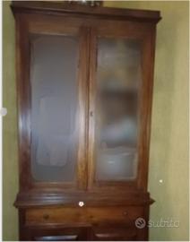 Credenza cristalliera epoca metà 800 in noce