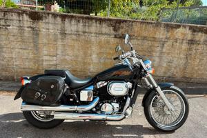 Honda Shadow 750 - Anno 2000 - Solo 32.400 km