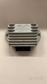 regolatore di tensione centralina piaggio typhoon