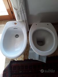 Coppia sanitari WC e bidet