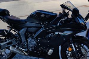Yamaha r7 2023
