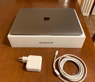 Macbook Air (guardare descrizione)