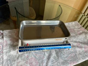 Bilancia Katry anni 70