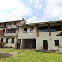 CASA SEMINDIPENDENTE A ROPPOLO