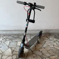 AOVOPRO ES80 – Monopattino Elettrico + Lucchetto