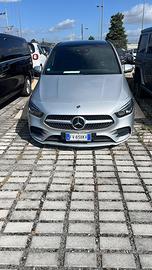 Mercedes B200