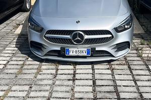 Mercedes B200