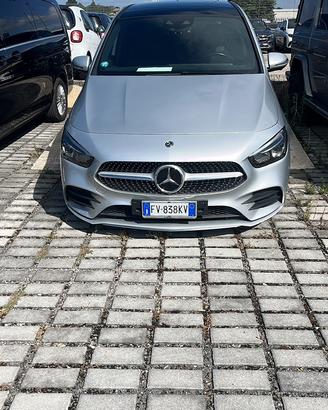 Mercedes B200