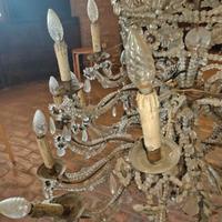 Lampadario in cristallo da restaurare