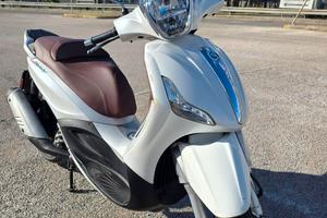 Beverly 300 ABS-ASR
