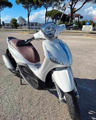 Beverly 300 ABS-ASR