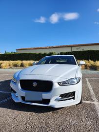 JAGUAR XE R-SPORT 