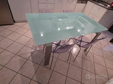 tavolo Calligaris stile moderno