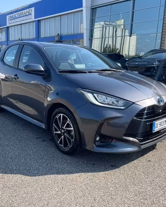 Toyota Yaris Hybrid Trend MY22