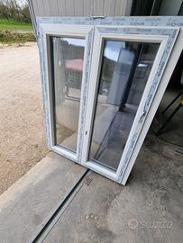 finestra in pvc/alluminio