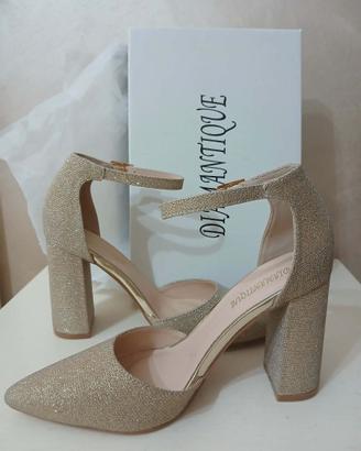 Scarpe glitterate color oro nr 37 con tacco largo