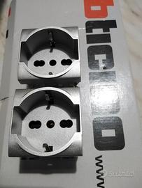 Prese Schuko bTicino light tech bipasso nuove