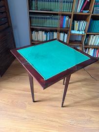 Tavolino da gioco pieghevole in legno