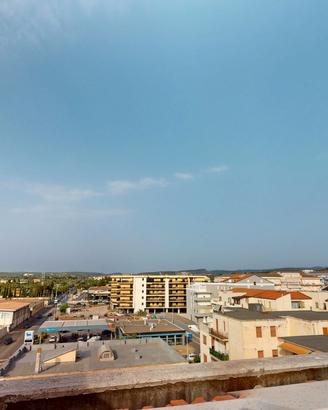 Alghero. Mansarda con terrazzo