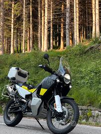 Husqvarna Norden 901 2024 - 15.000 km