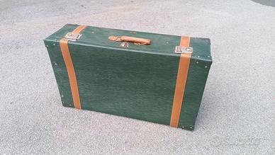 valigia di cartone vintage