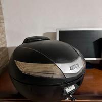 Bauletto GIVI Monokey 40L + piastra + attacchi