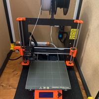 Stampante Prusa MK3S+ 2 Piatti: 1 liscio + ruvido