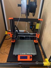 Stampante Prusa MK3S+ 2 Piatti: 1 liscio + ruvido