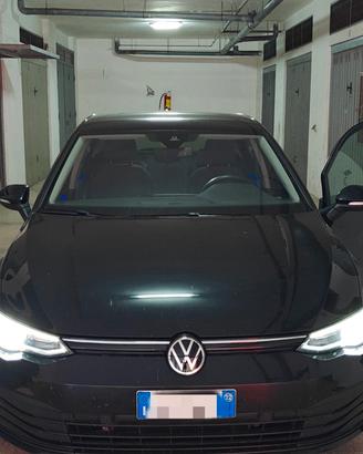 Golf 8 2.0 TDI 115 CV Life 127.000 km reali 