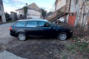Audi A6 Avant quattro 3000 V6