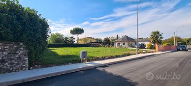 Terreno edificabile di 809 mq